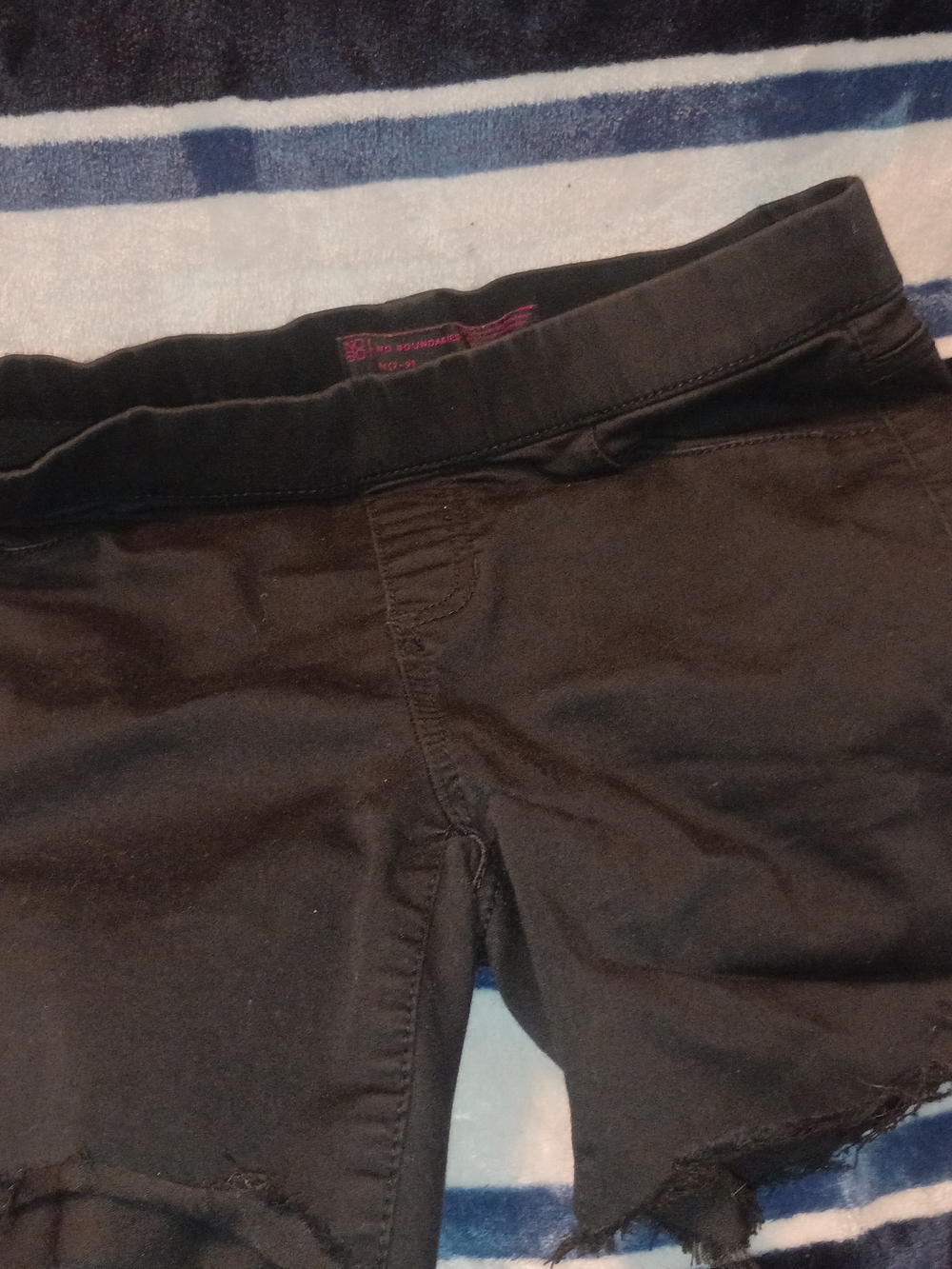 No Boundaries Black Girls' Frayed Hem Stretch Shorts